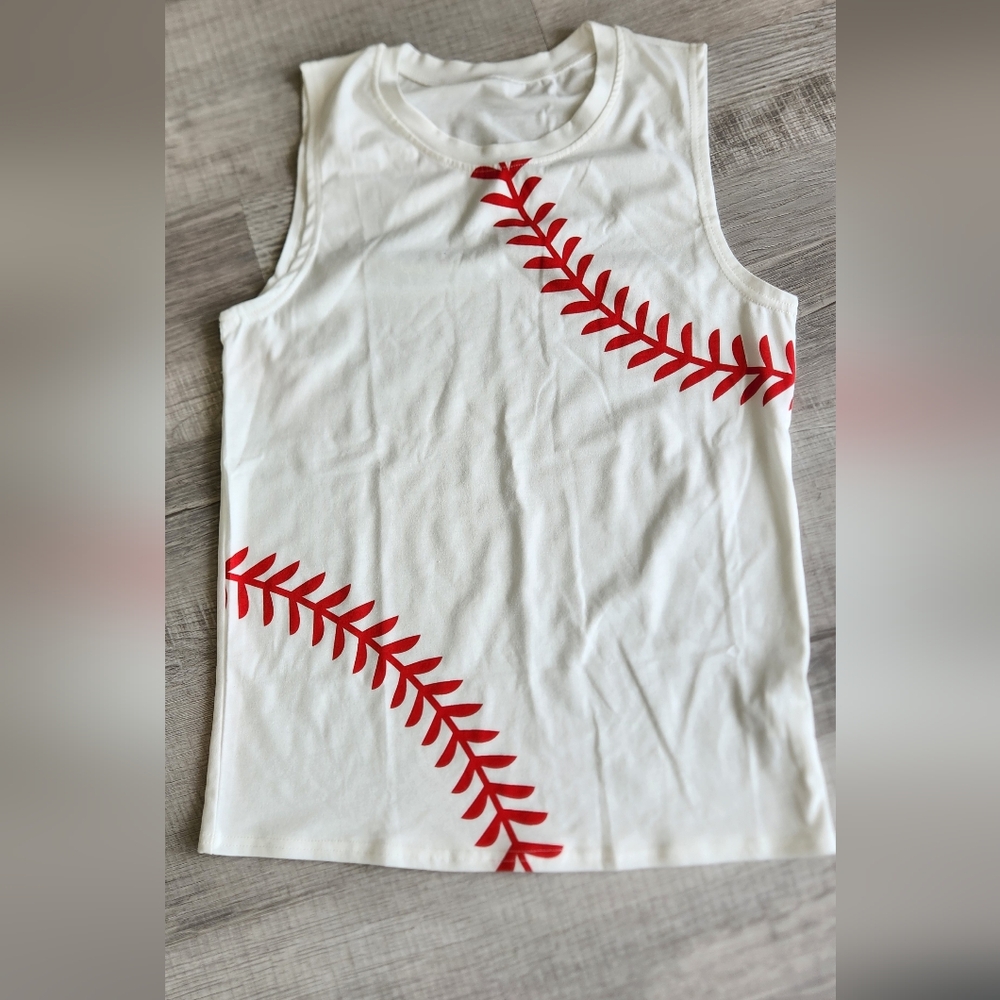 Baseball tank